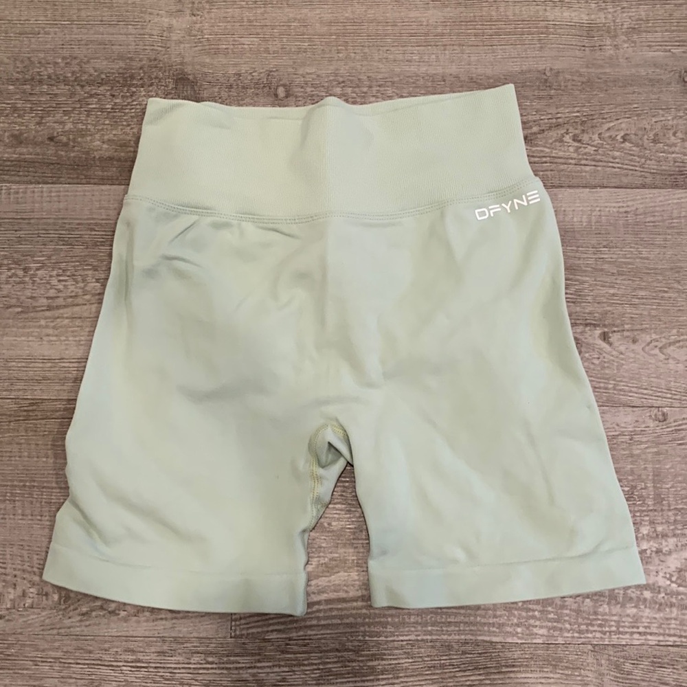 DFYNE Dynamic Shorts
